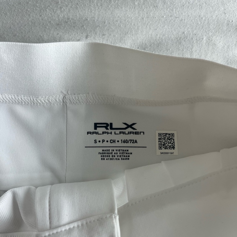 Ralph Lauren White Pleated Golf Shorts (Women’s) - Picture 3 of 4